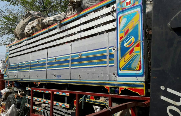 ลูกค้ารับ(รถกลับบ้าน)เรียบร้อยแล้ว ครับ ลูกพ่วงดั้ม 2คาน กะบะมีเนียม ยาว 6.50ม สภาพดีสวยใหม่ไม่ได้ใช้งาน ทะเบียนพร้อมโอน ของดีราคาเบาๆ