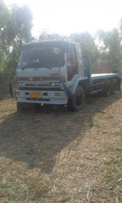 ขาย10ล้อ1เพลาร็อคกี้185ฝาส้มลาก120 แชชซีดี สภาพพร้อมใช้งาน