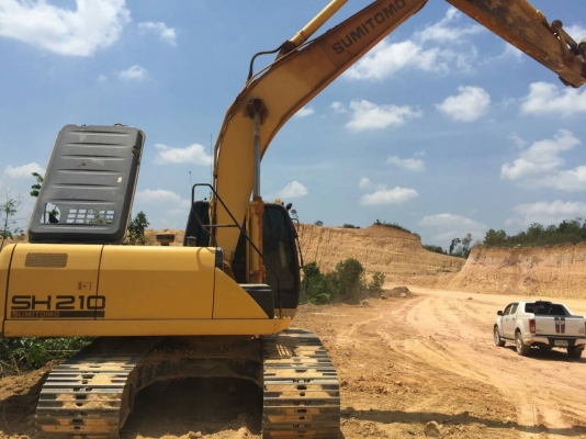 ขายรถแบคโฮ SUMITOMO SH210 เอกสารเล่มทะเบียน 4000 ชม.ราคา 1900000