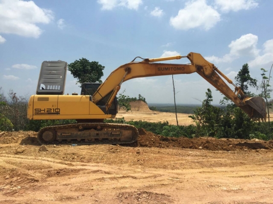 ขายรถแบคโฮ SUMITOMO SH210 เอกสารเล่มทะเบียน 4000 ชม.ราคา 1900000