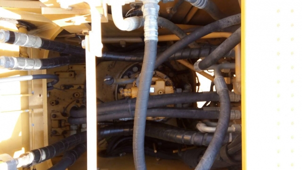 ขายรถแบคโฮ CAT 315 D เอกสารเล่มทะเบียน 10700 ชม.ราคา 1600000