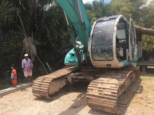 ขายรถแบคโฮ KOBELCO SK200-Vธรรมดา เอกสารเล่มทะเบียน ราคา 800000