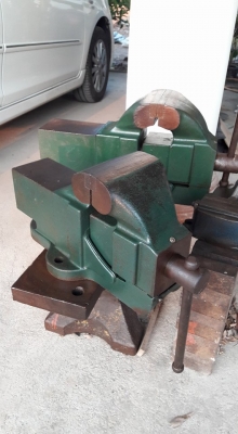 ปากกาจับงาน ปากขนาด 5" ปากกาจับงาน ปากขนาด 5"