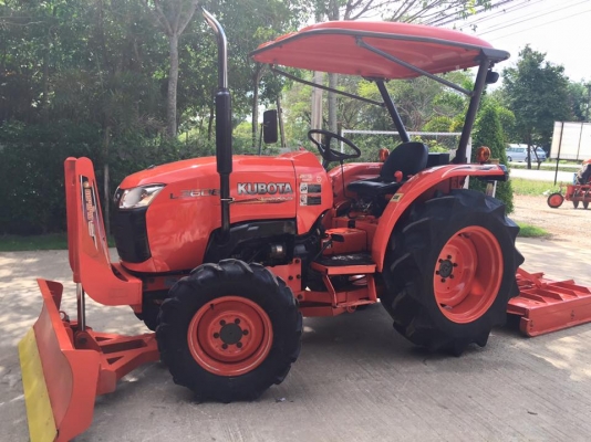 ขายรถไถ Kubota L3608(4WD) พร้อมใบมีดและเครื่องตัดหญ้าLCSใหม่ รถสวยพร้อมใช้งาน ขายรถไถ Kubota L3608(4WD) พร้อมใบมีดและเครื่องตัดหญ้าLCSใหม่ รถสวยพร้อมใช้งาน
