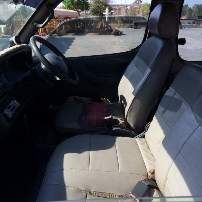 ขายรถตู้หัวจรวดปี 2005 หลังคาสูง