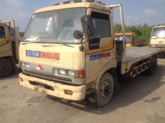 6 ล้อ HINO  พื้นเรียบ รุ่นรถFC2W  120 แรงม้า   กระบะยาว ยาว5.50 เมตร