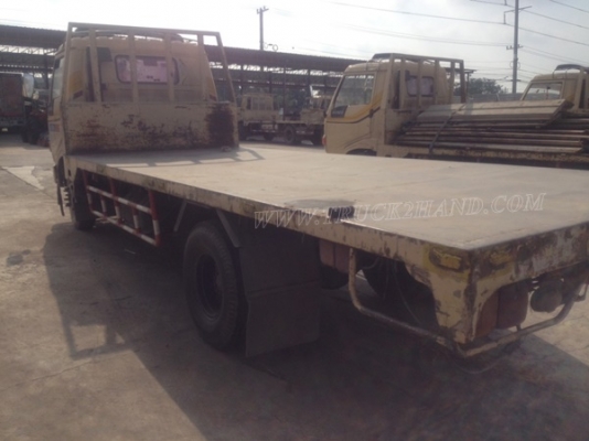 6 ล้อ HINO  พื้นเรียบ รุ่นรถFC2W  120 แรงม้า   กระบะยาว ยาว5.50 เมตร