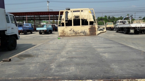 6 ล้อ HINO  พื้นเรียบ รุ่นรถFC2W  120 แรงม้า   กระบะยาว ยาว5.50 เมตร