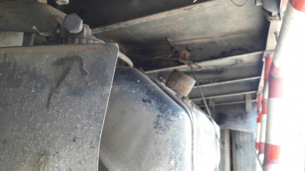 6 ล้อ HINO  พื้นเรียบ รุ่นรถFC2W  120 แรงม้า   กระบะยาว ยาว5.50 เมตร