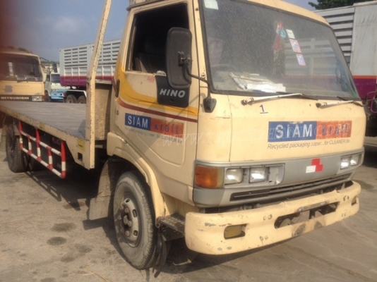 6 ล้อ HINO  พื้นเรียบ รุ่นรถFC2W  120 แรงม้า   กระบะยาว ยาว5.50 เมตร