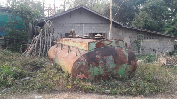 ขายถังรถน้ำมันสภาพดีราคาถูก ขนาดกว้าง2.5เมตร ยาว 4.5เมตร ขายถังรถน้ำมันสภาพดีราคาถูก ขนาดกว้าง2.5เมตร ยาว 4.5เมตร