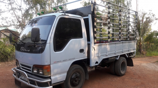 อีชูชุ 88 แรง ปี 44  รถสวยๆตามภาพ  ราคา  355,000  บาท