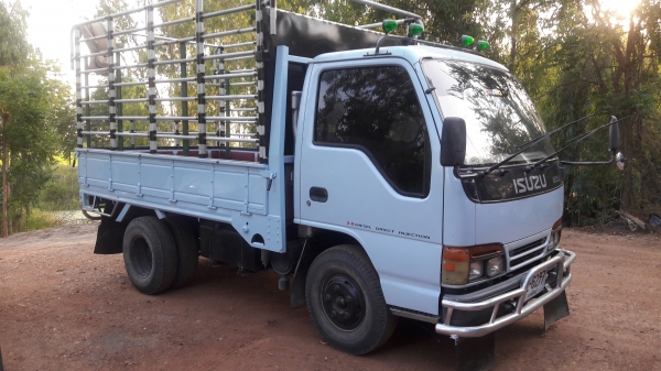 อีชูชุ 88 แรง ปี 44  รถสวยๆตามภาพ  ราคา  355,000  บาท