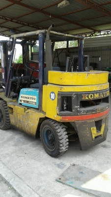 รถยก 4ตัน ฟรีลิฟท์ งาสไลท์กว้าง