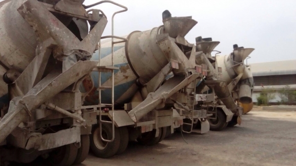 ขายด่วน รถสิบล้อโม่ปูน  สภาพดีสมบูรณ์ พร้อมใช้งาน  เอกสารพร้อม