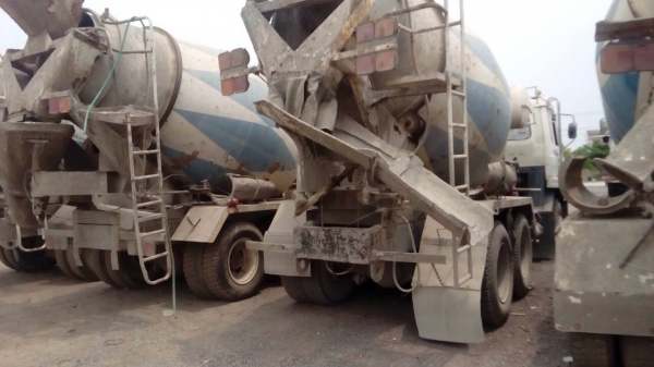 ขายด่วน รถสิบล้อโม่ปูน  สภาพดีสมบูรณ์ พร้อมใช้งาน  เอกสารพร้อม