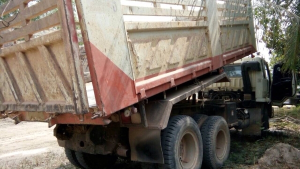 สิบล้อ มิตซู 270ยูโร ปี55 ดั้มสามมิตแท้ สภาพดีสวยบางเดิมพร้อมใช้ เล่มทะเบียนพร้อมโอน