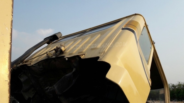 6 ล้อ HINO พื้นเรียบ รุ่นรถFC2W 185แรงม้า กระบะยาว ยาว5.80 เมตร