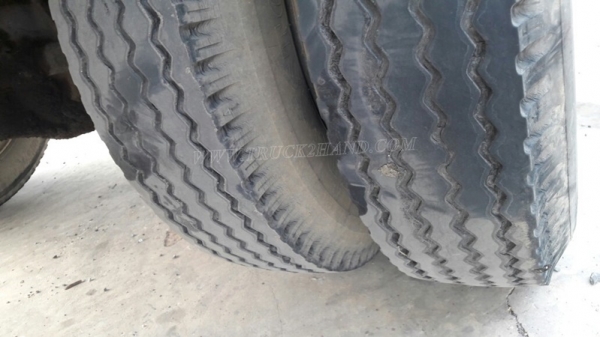 6 ล้อ HINO พื้นเรียบ รุ่นรถFC2W 185แรงม้า กระบะยาว ยาว5.80 เมตร