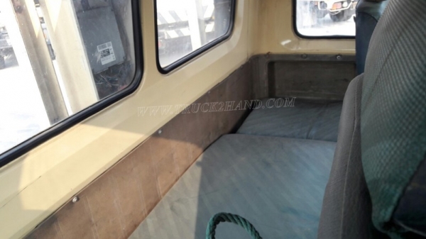 6 ล้อ HINO พื้นเรียบ รุ่นรถFC2W 185แรงม้า กระบะยาว ยาว5.80 เมตร