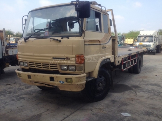 6 ล้อ HINO พื้นเรียบ รุ่นรถFC2W 185แรงม้า กระบะยาว ยาว5.80 เมตร