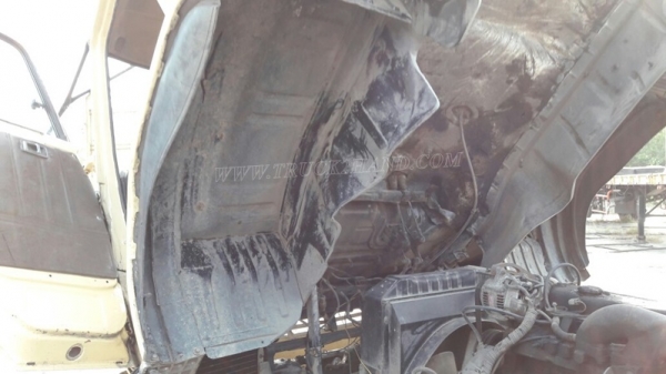 6 ล้อ HINO พื้นเรียบ รุ่นรถFC2W 185แรงม้า กระบะยาว ยาว5.80 เมตร