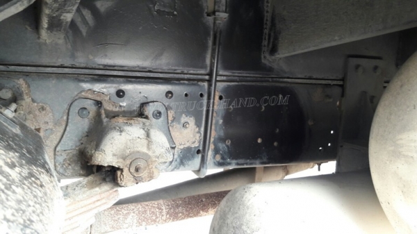 6 ล้อ HINO พื้นเรียบ รุ่นรถFC2W 185แรงม้า กระบะยาว ยาว5.80 เมตร