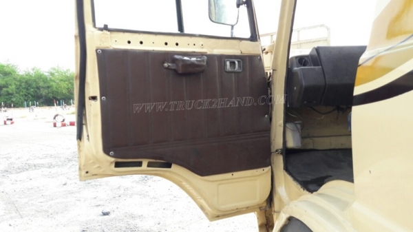 6 ล้อ HINO พื้นเรียบ รุ่นรถFC2W 185แรงม้า กระบะยาว ยาว5.80 เมตร