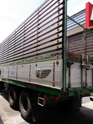 รถ 10 ล้อ ISUZU เพลาเดียว 240 แรงเทอร์โบ ดั้ม กระบะอลูมิเนียมคอกเกษตร