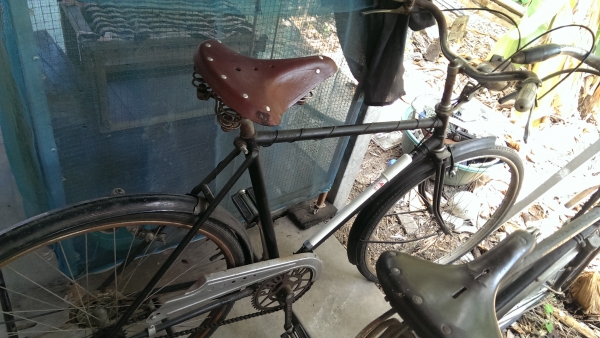 ขายจักรยานโบราณของปู๋ครับขายยกรวมครับไม่รู้เรื่องจักรยานครับถ้าชอบจัดเลยครับราคาชิวๆ