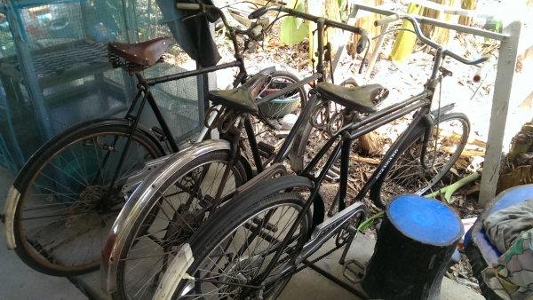 ขายจักรยานโบราณของปู๋ครับขายยกรวมครับไม่รู้เรื่องจักรยานครับถ้าชอบจัดเลยครับราคาชิวๆ