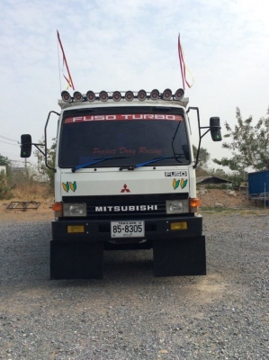 รถ 10 ล้อ MITSUBISHI เฉินหลงเทอร์โบ 527TF ซีเรียล 5245 เครื่อง 220 แรง 2 เพลา