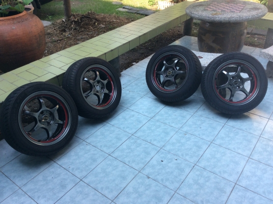 ล้อขอบ15 4รู100 พร้อมยางปลายปี15 ใหม่ๆ 4วงครับ ล้อขอบ15 4รู100 พร้อมยางปลายปี15 ใหม่ๆ 4วงครับ