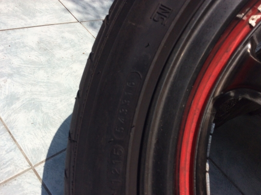 ล้อขอบ15 4รู100 พร้อมยางปลายปี15 ใหม่ๆ 4วงครับ ล้อขอบ15 4รู100 พร้อมยางปลายปี15 ใหม่ๆ 4วงครับ