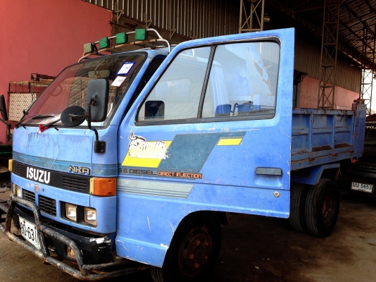 รถดัมเล็ก NKR 4BE1  5  คิว ทำสีใหม่ราคาเดิม ทะเบียนพร้อม