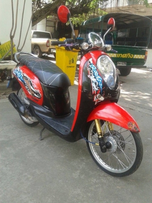 ขายลูกเดียว scoopy i หัวฉีด ปี2554 เอกสารครบ พร้อมใช้งาน โอนได้เลย ขายลูกเดียว scoopy i หัวฉีด ปี2554 เอกสารครบ พร้อมใช้งาน โอนได้เลย