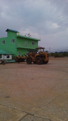 รถตักยี่ห้อ Caterpillar ต่อแขนแล้ว สภาพดี พร้อมใช้งาน รถตักยี่ห้อ Caterpillar ต่อแขนแล้ว สภาพดี พร้อมใช้งาน