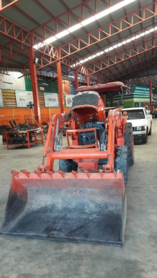 ขายรถแทรกเตอร์มือสอง