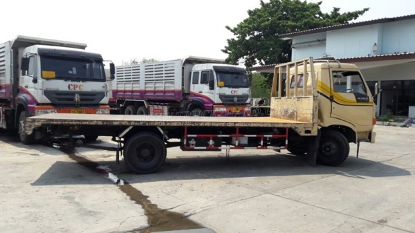 6 ล้อ HINO พื้นเรียบ รุ่นรถFC2W 120 แรงม้า กระบะยาว ยาว5.50 เมตร