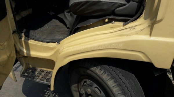 6 ล้อ HINO พื้นเรียบ รุ่นรถFC2W 120 แรงม้า กระบะยาว ยาว5.50 เมตร