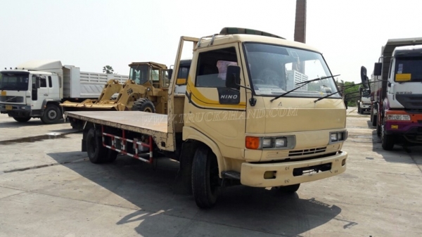 6 ล้อ HINO พื้นเรียบ รุ่นรถFC2W 120 แรงม้า กระบะยาว ยาว5.50 เมตร