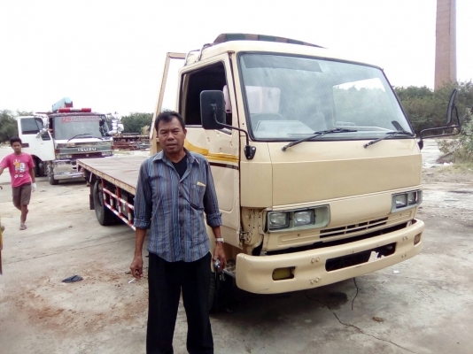 6 ล้อ HINO พื้นเรียบ รุ่นรถFC2W 120 แรงม้า กระบะยาว ยาว5.50 เมตร