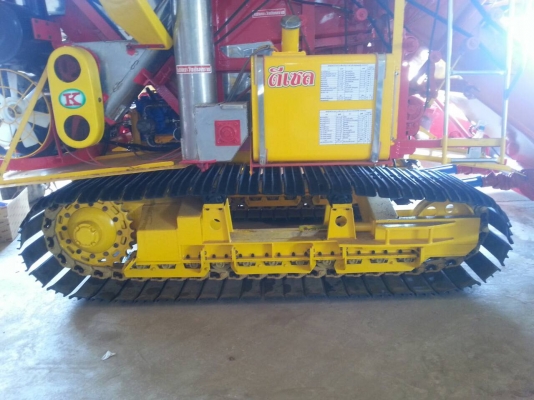 รถเกี่ยวข้าวเกษตรพัฒนาจ้าวช้างไวไฟ ปี 52 ,53,54