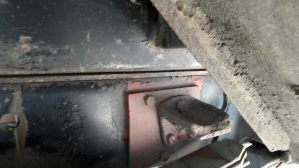 รถ 6 ล้อ HINO พื้นเรียบ 120 แรงม้า  เชื้อเพลิงน้ำมัน