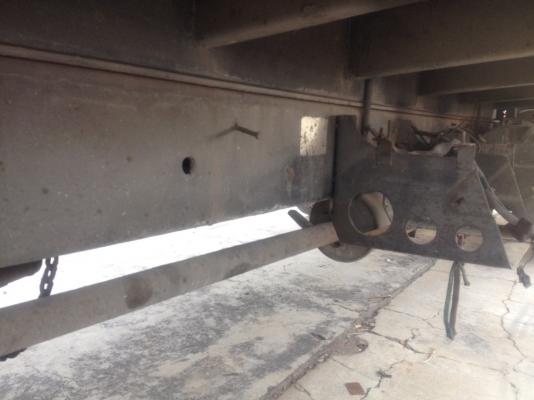 รถ 6 ล้อ HINO พื้นเรียบ 120 แรงม้า  เชื้อเพลิงน้ำมัน