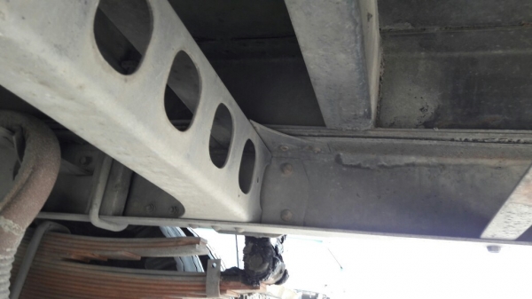 รถ 6 ล้อ HINO พื้นเรียบ 120 แรงม้า  เชื้อเพลิงน้ำมัน