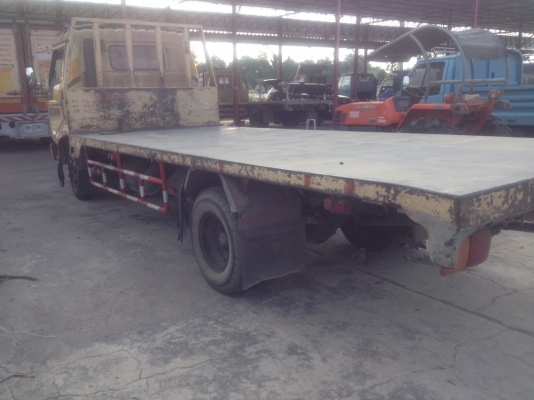 รถ 6 ล้อ HINO พื้นเรียบ 120 แรงม้า  เชื้อเพลิงน้ำมัน