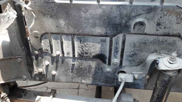 รถ 6 ล้อ HINO พื้นเรียบ 120 แรงม้า  เชื้อเพลิงน้ำมัน