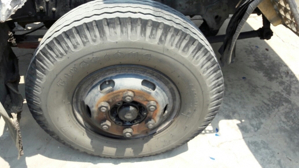 รถ 6 ล้อ HINO พื้นเรียบ 120 แรงม้า  เชื้อเพลิงน้ำมัน