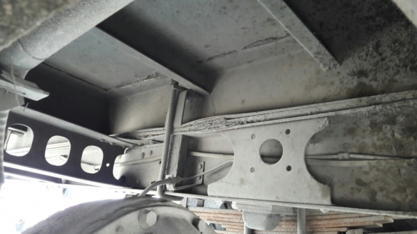 รถ 6 ล้อ HINO พื้นเรียบ 120 แรงม้า  เชื้อเพลิงน้ำมัน